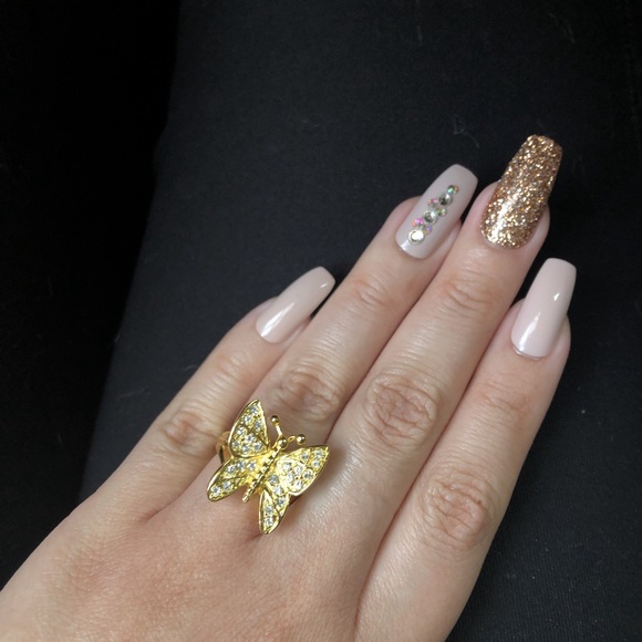 Gold Butterfly Rhinestone Ring (Y2K Bratz Vibe) - Picture 2 of 4